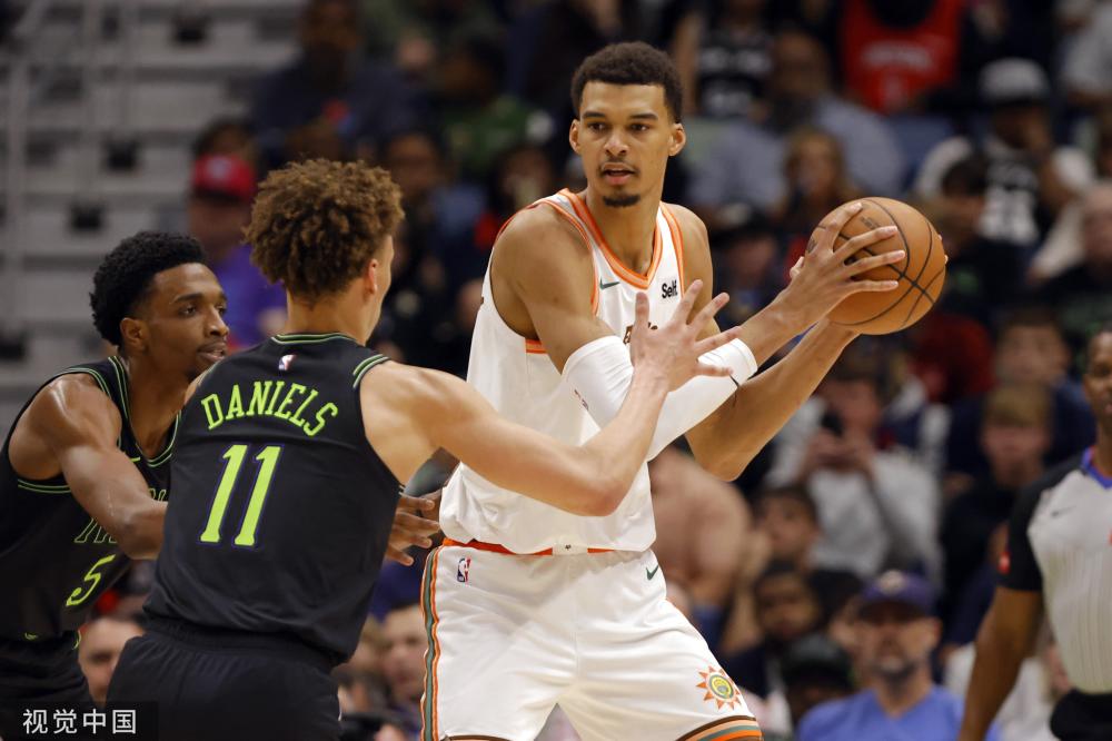 也使得他在 也使得他在