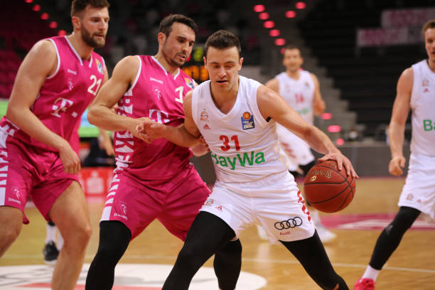 配合谢德在 配合谢德在